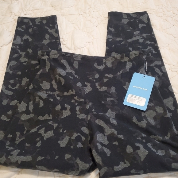 NWT Yummie Gloria Ankle Cotton Stretch Shaping Leggings Camoprint Size XS - Picture 4 of 7